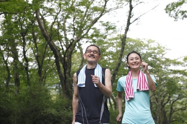 下半身の血液が押し上げられるのを助ける